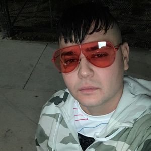 Meet your Posher, Chavez